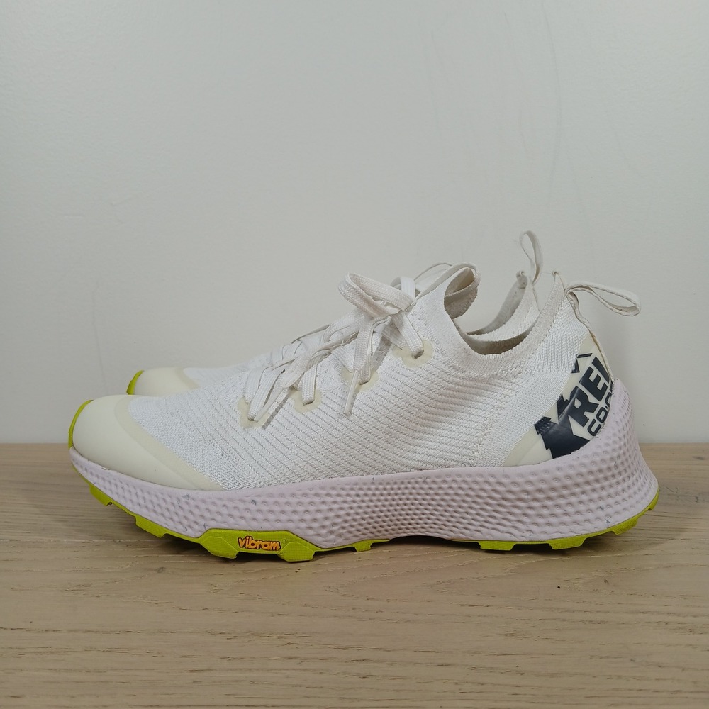 REI Co Op Trail Sneakers Men 8.5 White Knit Lace Up Vibram Hiking Outdoor